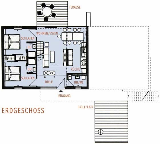 Grundriss Erdgeschoss Ferienhaus Reich: zwei Schlafzimmer mit eigener Dusche, offener Wohn- und Essbereich mit Küche, Diele, WC, Terrasse und Grillplatz